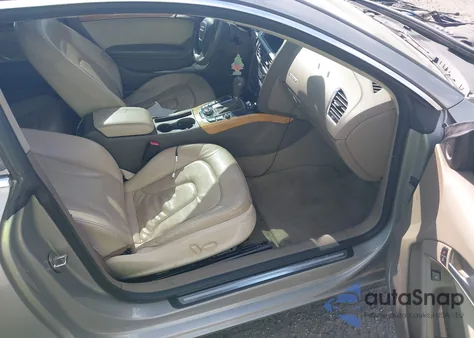 2009 Audi A5 3.2L z USA, uszkodzony, nr VIN WAUDK78T59A030084